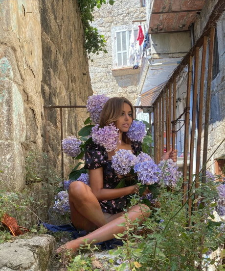 Photo nue de fuite OnlyFans de Zahia Dehar