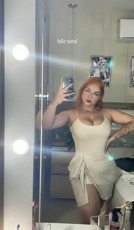 Photo nue de fuite OnlyFans de Thaisa Helena