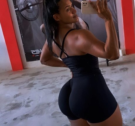 Photo nue de fuite OnlyFans de Flavialavinea
