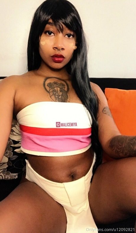Photo nue de fuite OnlyFans de Malicemiya