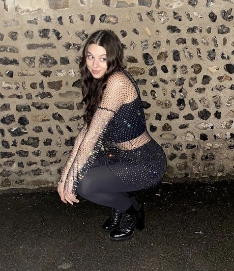 Photo nue de fuite OnlyFans de Kira Kosarin