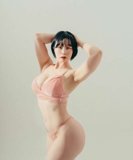 Photo nue de fuite OnlyFans de Se0mi