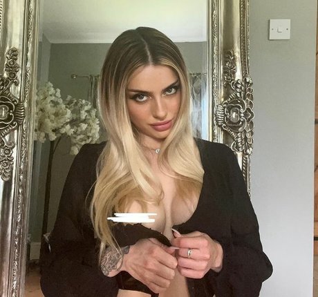 Photo nue de fuite OnlyFans de Peachypops