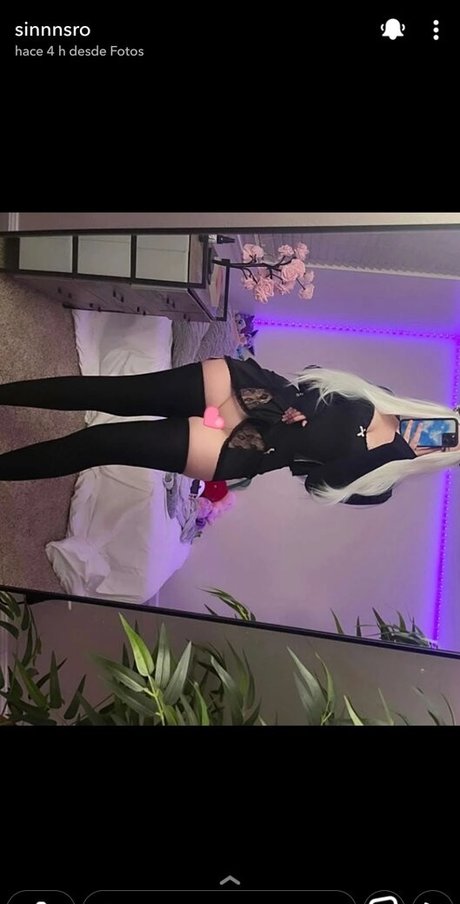 Photo nue de fuite OnlyFans de Sinnnsro