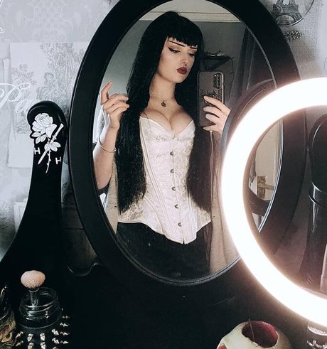 Missdellavigne