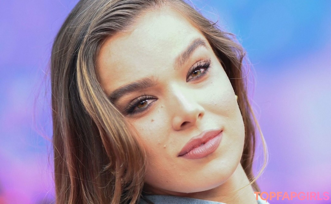 Photo nue de fuite OnlyFans de Hailee Steinfeld #1136