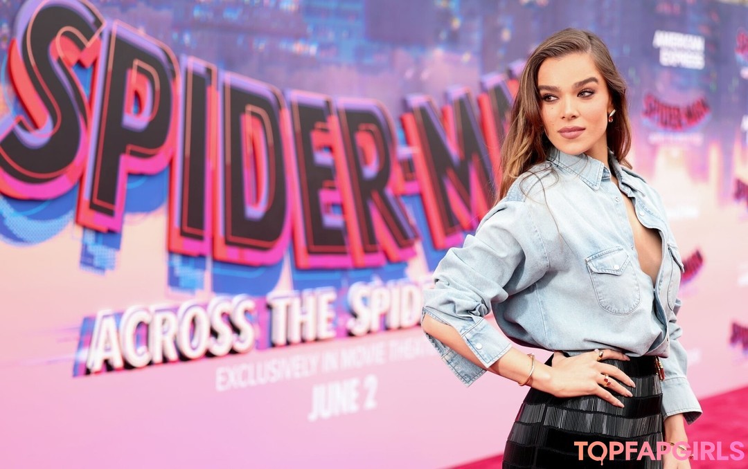 Photo nue de fuite OnlyFans de Hailee Steinfeld #1148