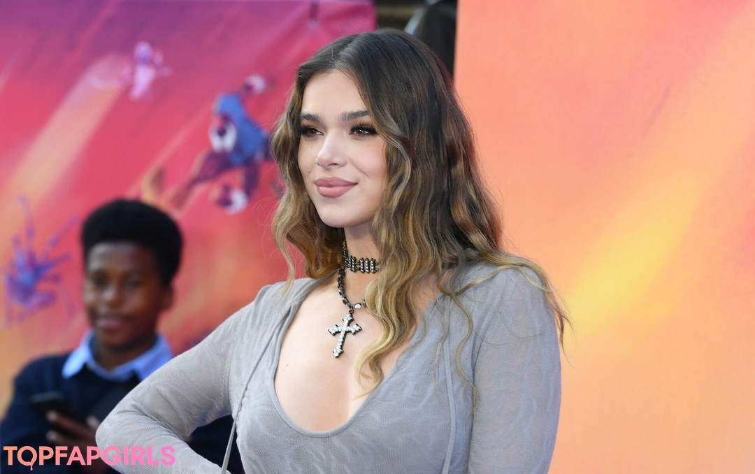 Photo nue de fuite OnlyFans de Hailee Steinfeld #1169