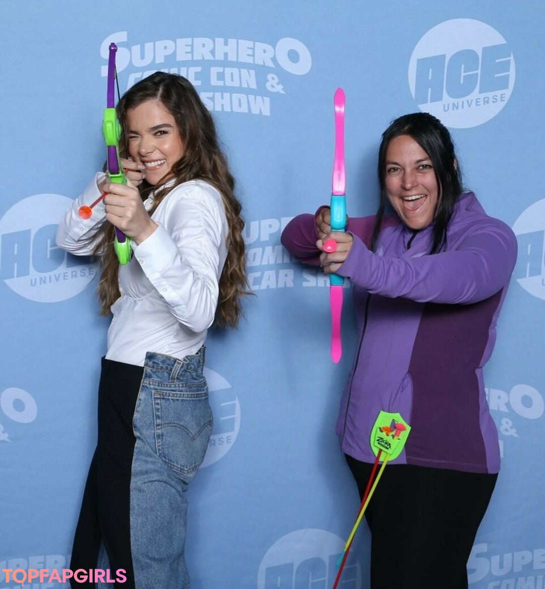 Photo nue de fuite OnlyFans de Hailee Steinfeld #1337
