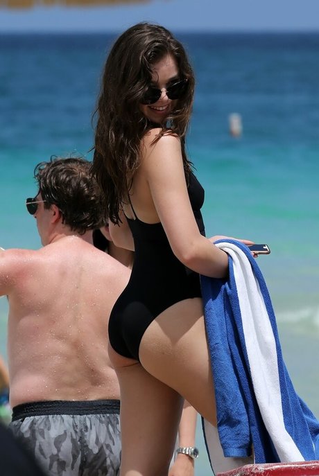 Hailee Steinfeld