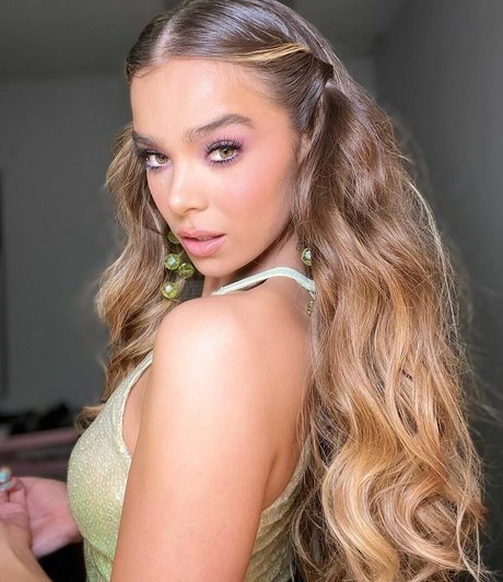 Hailee Steinfeld