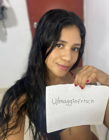 Photo nue de fuite OnlyFans de Maggie