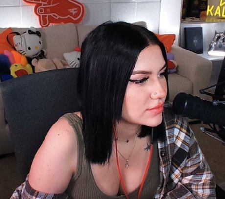 Photo nue de fuite OnlyFans de Kalei