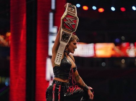 Photo nue de fuite OnlyFans de Rhea Ripley
