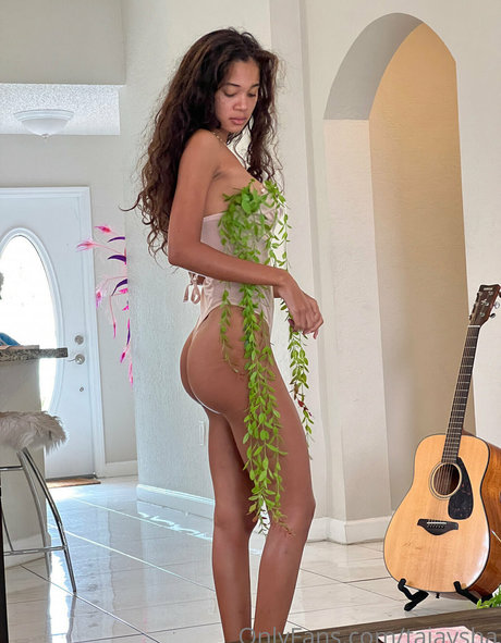 Photo nue de fuite OnlyFans de Taiaysha