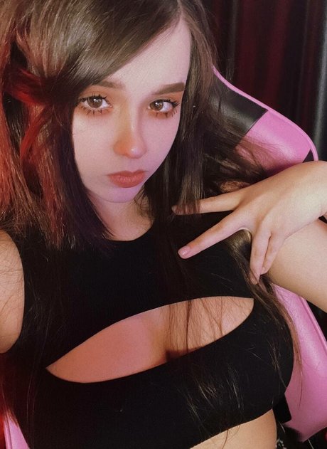 Photo nue de fuite OnlyFans de Yuuechka