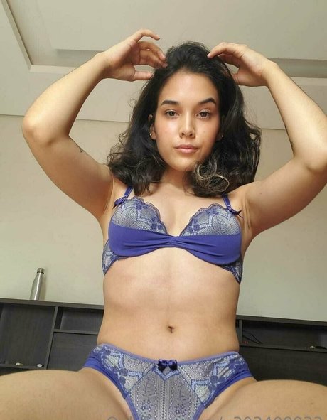Photo nue de fuite OnlyFans de Littlemisskimmy