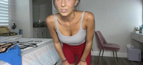 Taylor Alesia