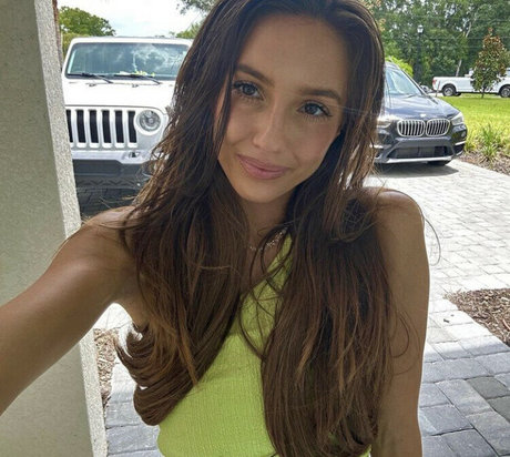 Taylor Alesia