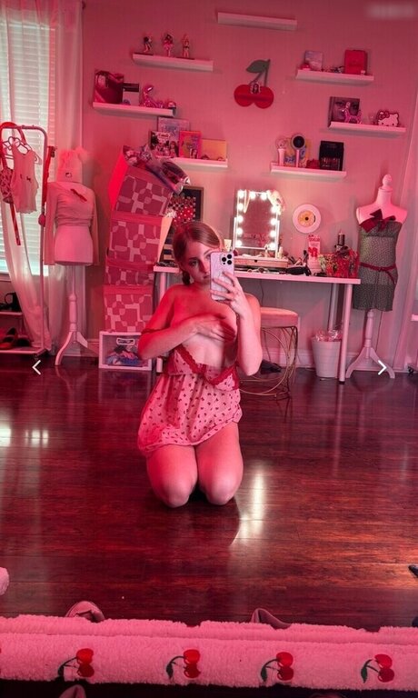 Photo nue de fuite OnlyFans de Avacherrry
