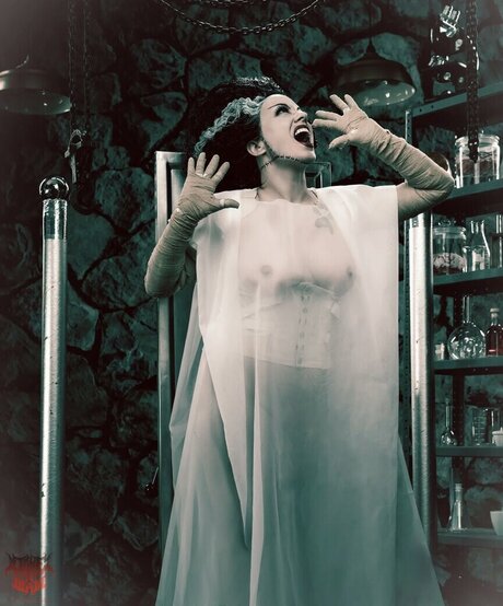 Photo nue de fuite OnlyFans de Niki Dysnomia
