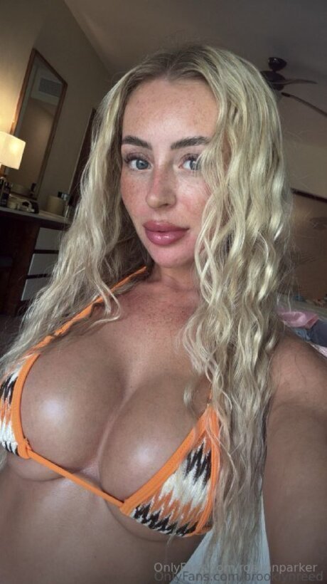 Photo nue de fuite OnlyFans de Robynnparker