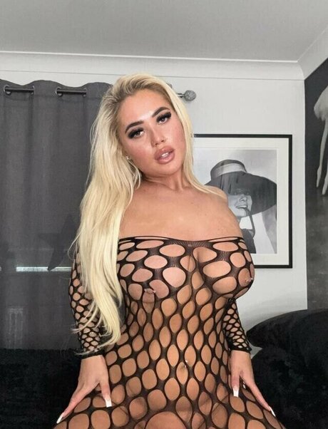 Bigboobzbarbie