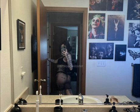 Tyniquewebster