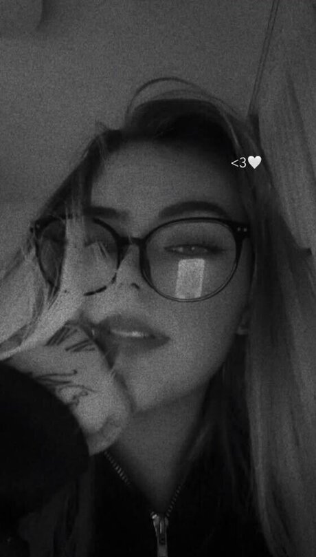 Photo nue de fuite OnlyFans de Gloria Ebt