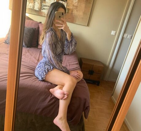 Adrianafeetgirl