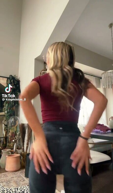 Ava Nucci