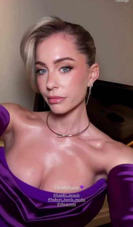 Mrs Bella