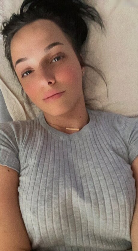 Photo nue de fuite OnlyFans de Caroline Ellin