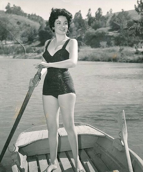 Vintage Sexy Celebs