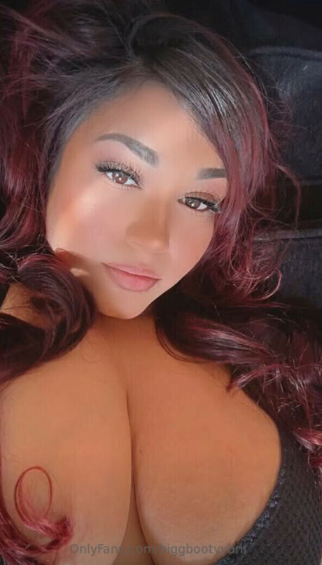 Photo nue de fuite OnlyFans de Biggbootyybrii
