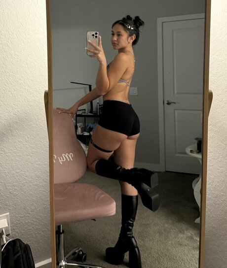 Photo nue de fuite OnlyFans de Maneaterjade