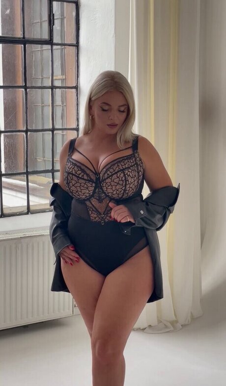 Photo nue de fuite OnlyFans de Ines Cudna