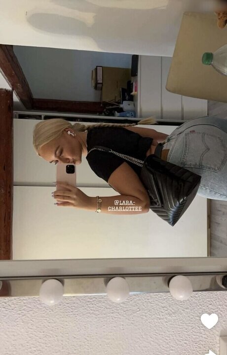 Lara-Charlottee