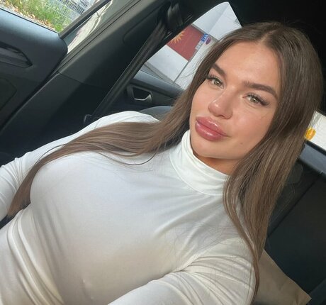 Sarah Slavotinek
