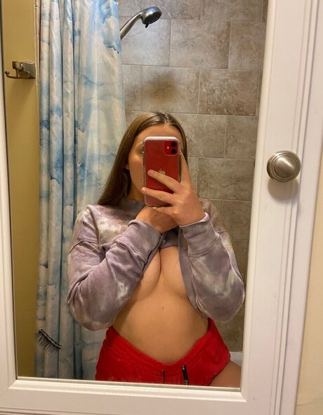 Photo nue de fuite OnlyFans de Chanelledumont