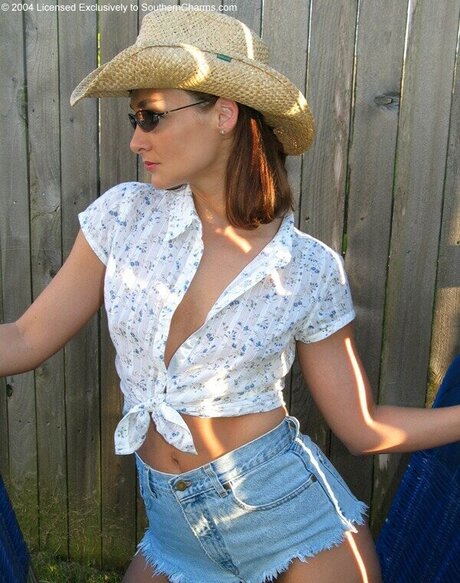 Southern-Charms Reese