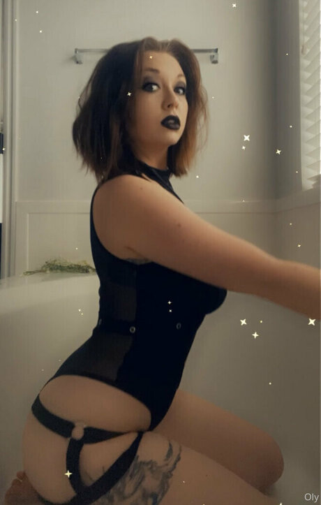 Youcancallme0ly