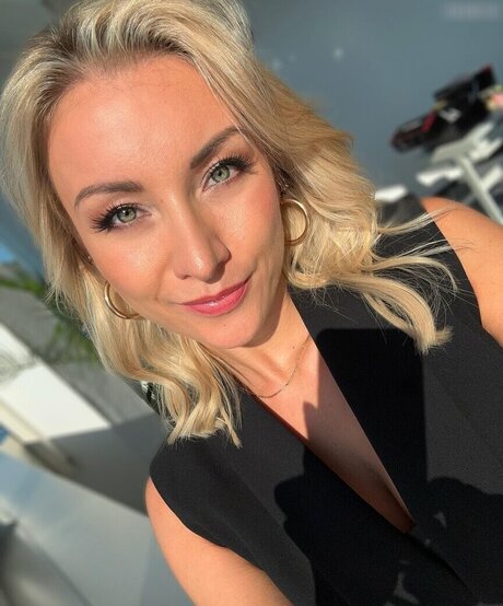 Anna-Carina Woitschack