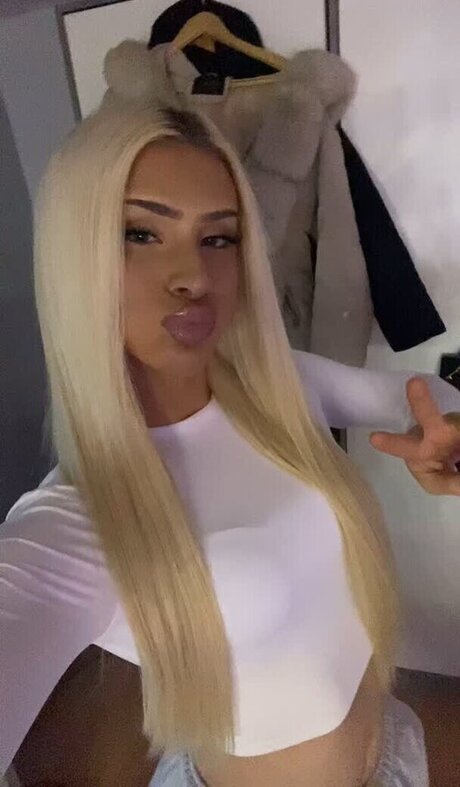 Photo nue de fuite OnlyFans de Barbie Lessa
