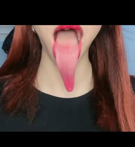 Photo nue de fuite OnlyFans de Lenaytongue