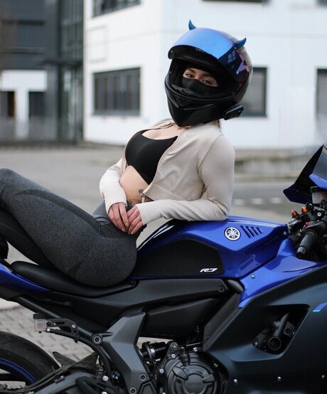 Xh.elen.ax2 / Helena