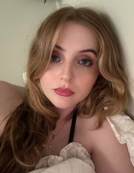 Photo nue de fuite OnlyFans de Krysttl