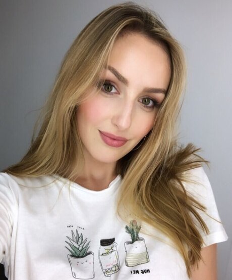 Alicia Joe
