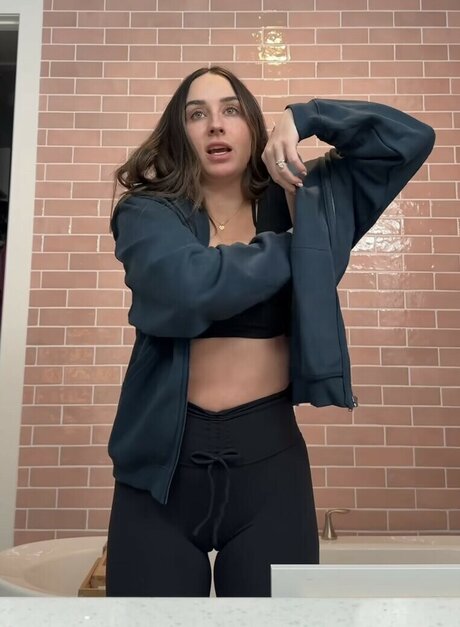 Photo nue de fuite OnlyFans de Chloe Gottschalk