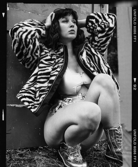 Photo nue de fuite OnlyFans de Sophie Nther